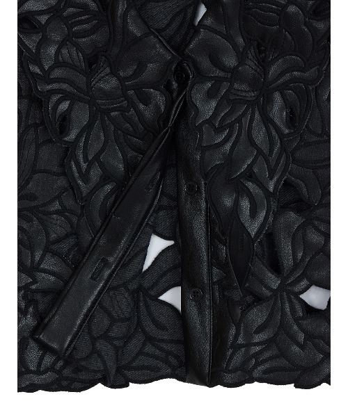 Ameri（アメリ）の「UND LACE CUTWORK VEST TOP（ベスト・レディース・アイボリー/ブラック・FREE）」の19枚目の写真