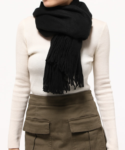 LBC(エルビーシー)の「RAISING RUSSEL マフラー (マフラー・レディース・オフホワイト/グレー/ブラック/ネイビー・ONE SIZE)」の7枚目の写真