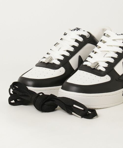 A BATHING APE(アベイシングエイプ)の「BAPE STA OS #2(スニーカー・メンズ・ブラック/レッド/ホワイト・11/12/8.5/9/9.5/13/8/7/10)」の8枚目の写真