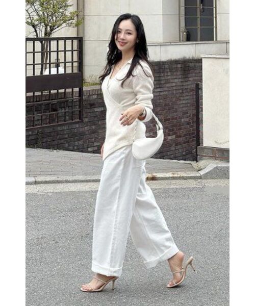 LADY VOLUME(レディーボリューム)の「WIDE FIT LOOSE DENIM PANTS_IVORY(デニムパンツ・レディース・その他・SMALL/MEDIUM)」の3枚目の写真