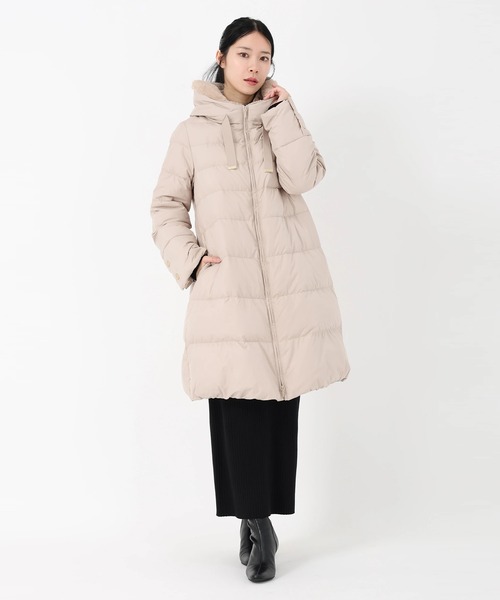 STRAWBERRY-FIELDS（ストロベリーフィールズ）の「スムースタフタ_フェイクファー衿ダウンコート（ダウンジャケット/コート・レディース・ブラック/ベージュ・2）」の10枚目の写真