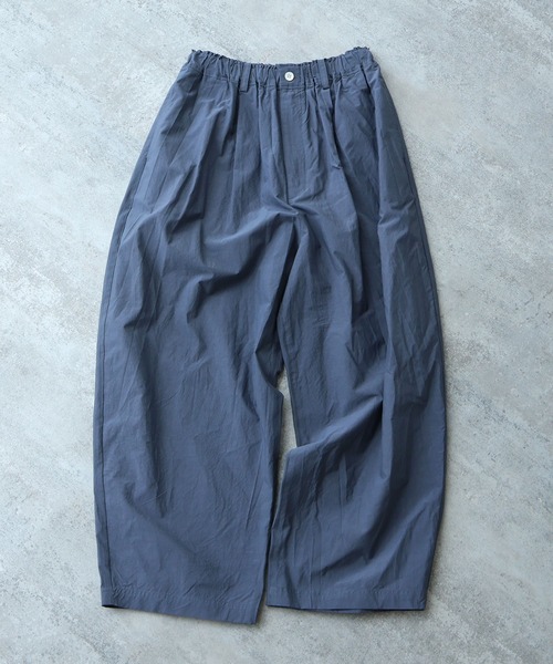 bulle de savon（ビュルデサボン）の「コットン/キュプラ 高密度ブロード パンツ（その他パンツ・レディース・アイボリー/ピンク/チャコールグレー・FREE）」の2枚目の写真