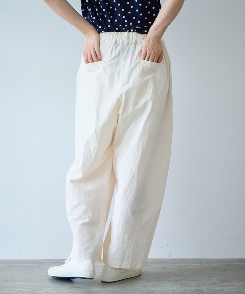 bulle de savon（ビュルデサボン）の「コットン/キュプラ 高密度ブロード パンツ（その他パンツ・レディース・アイボリー/ピンク/チャコールグレー・FREE）」の10枚目の写真