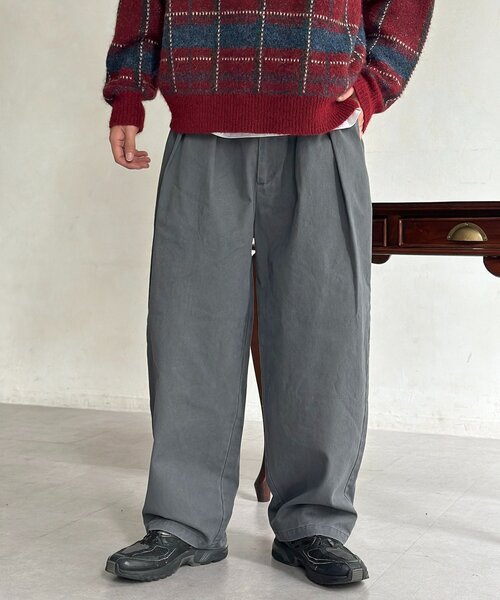 CPCM（シーピーシーエム）の「ピグメントツイルワイドタックパンツ（その他パンツ・メンズ・ブラウン/ブラック/グレー・MEDIUM/LARGE）」の2枚目の写真