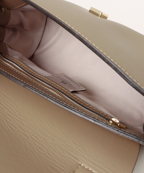 Scrap Book（スクラップブック）の「【LORISTELLA】別注　フラップショルダー（ショルダーバッグ・レディース・グリーン/ベージュ・FREE）」の5枚目の写真