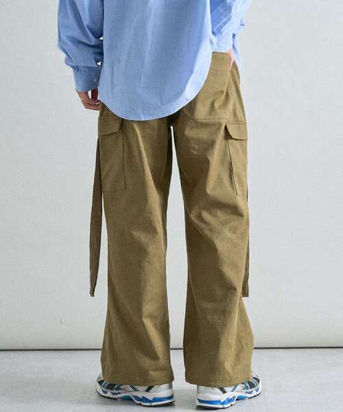 CRAFT STANDARD BOUTIQUE(クラフトスタンダードブティック)の「ツイルワイドカーゴパンツ(カーゴパンツ・メンズ・ブラック/カーキ・S/M/L)」の17枚目の写真