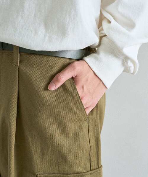 CRAFT STANDARD BOUTIQUE(クラフトスタンダードブティック)の「ツイルワイドカーゴパンツ(カーゴパンツ・メンズ・ブラック/カーキ・S/M/L)」の9枚目の写真