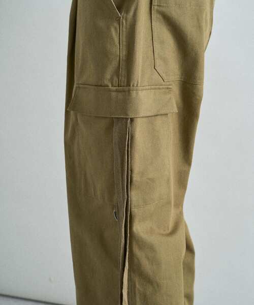 CRAFT STANDARD BOUTIQUE(クラフトスタンダードブティック)の「ツイルワイドカーゴパンツ(カーゴパンツ・メンズ・ブラック/カーキ・S/M/L)」の20枚目の写真