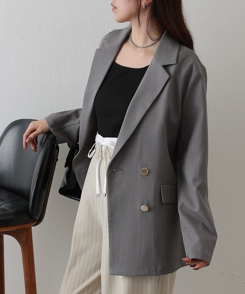 COLONY 2139(コロニートゥーワンスリーナイン)の「金釦ダブルテーラードジャケット(テーラードジャケット・レディース・グレー/ネイビー/ベージュ・FREE)」の5枚目の写真