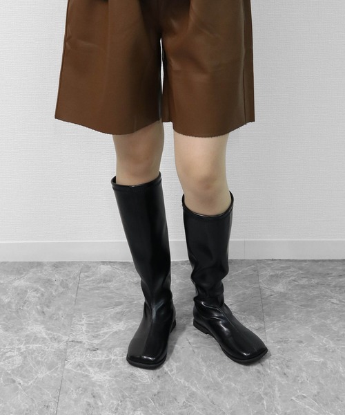 THE CELL.(ザセルドット)の「スクエアローヒールロングブーツ SQUARE LOW HEEL LONG BOOTS(ブーツ・レディース・ブラック/ブラウン・35/37/39)」の8枚目の写真