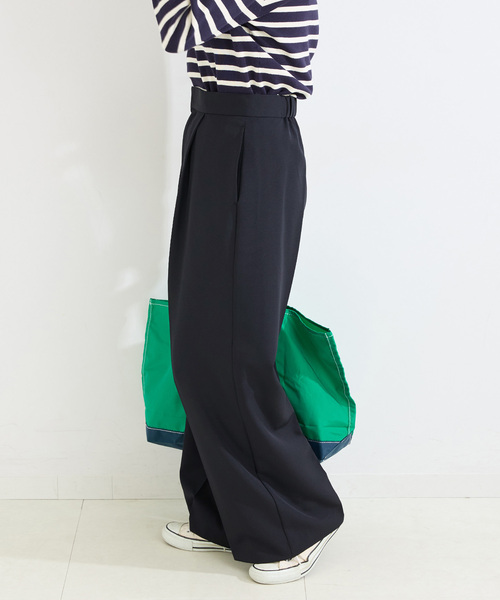 B.C STOCK(ベーセーストック)の「手洗い可 / ワイドストレートセンタープレスパンツ(スラックス・レディース・ネイビー/ベージュ・MEDIUM/SMALL)」の5枚目の写真