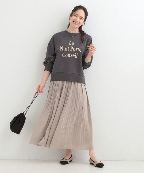 SHOO・LA・RUE（シューラルー）の「【綿100%/洗濯機可/S-LL】プリントアソート裏毛スウェット（スウェット・レディース・ベージュ系その他6/ライトグレー系/ブルー系3/チャコールグレー・01/02/03/04）」の11枚目の写真