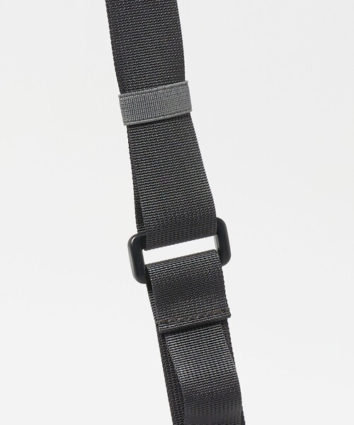 CIE（シー）の「＜CIE＞GRID3 ボトル ショルダーバッグ（ショルダーバッグ・メンズ・ダークグレー/ブラック・FREE）」の20枚目の写真