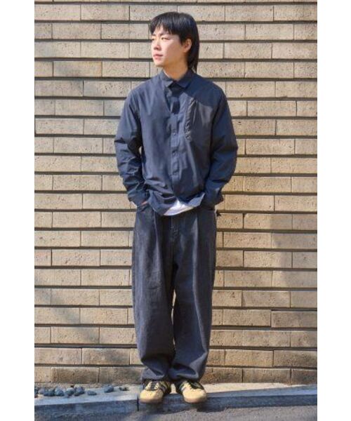 LORES（ロアス）の「Wide Tuck Denim Pants - Black（デニムパンツ・レディース・その他・M/L/XL）」の6枚目の写真