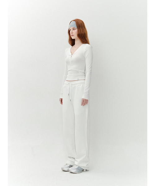 ASURA(アスラ)の「AS BASIC SWEATPANTS (IVORY)(スウェットパンツ・レディース・その他・ONE SIZE)」の2枚目の写真