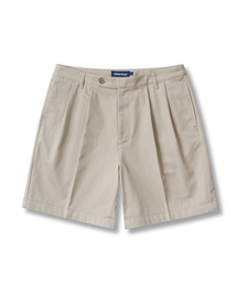 EDWARDMAX（エドワードマックス）の「ツープリーツチノショートパンツバニー（ベージュ）（その他パンツ）」