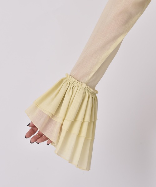 AKTE（アクテ）の「ボリュームティアードスリーブシャツ（シャツ/ブラウス・レディース・ライトブルー/クリーム・FREE）」の8枚目の写真