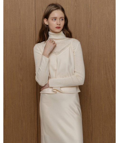 LAUTREDE MIN(ロートルドミン)の「Merino wool turtleneck knitwear(ニット/セーター・レディース・ブラック/アイボリー/グレー・FREE)」の5枚目の写真