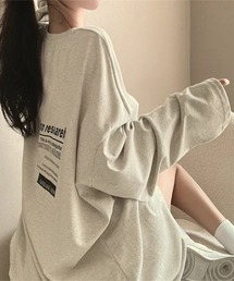 Lips（リップス）の「ゆったりシルエット×バックロゴでこなれ感!トレンド感たっぷりのオーバーサイズロングTシャツ（Tシャツ/カットソー）」