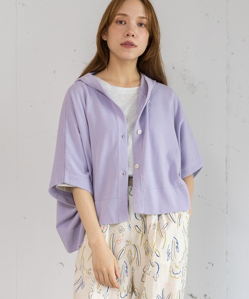 POU DOU DOU(プードゥドゥ)の「フーディニットポンチョ(カーディガン/ボレロ・レディース・グレー/グリーン/ラベンダー・3)」の3枚目の写真