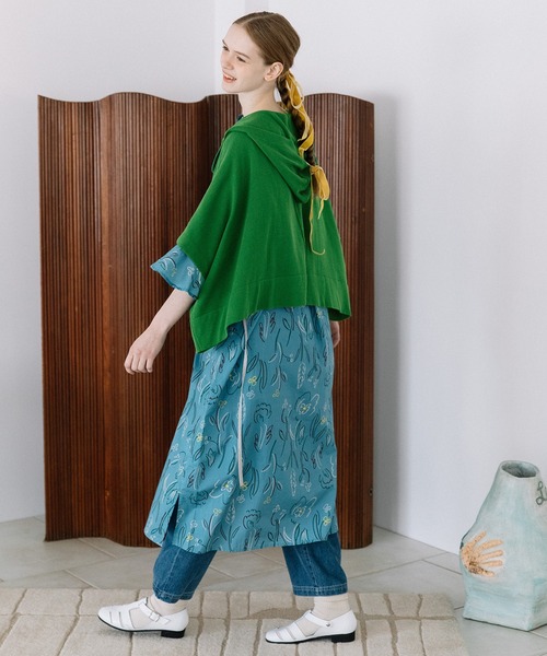 POU DOU DOU(プードゥドゥ)の「フーディニットポンチョ(カーディガン/ボレロ・レディース・グレー/グリーン/ラベンダー・3)」の6枚目の写真