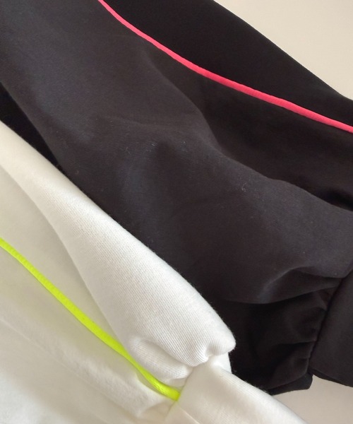 Q(キュー)の「ドッキングバルーンパーカー(パーカー・レディース・ブラック/ホワイト・MEDIUM)」の6枚目の写真