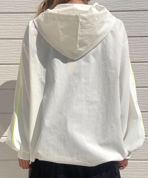 Q(キュー)の「ドッキングバルーンパーカー(パーカー・レディース・ブラック/ホワイト・MEDIUM)」の15枚目の写真