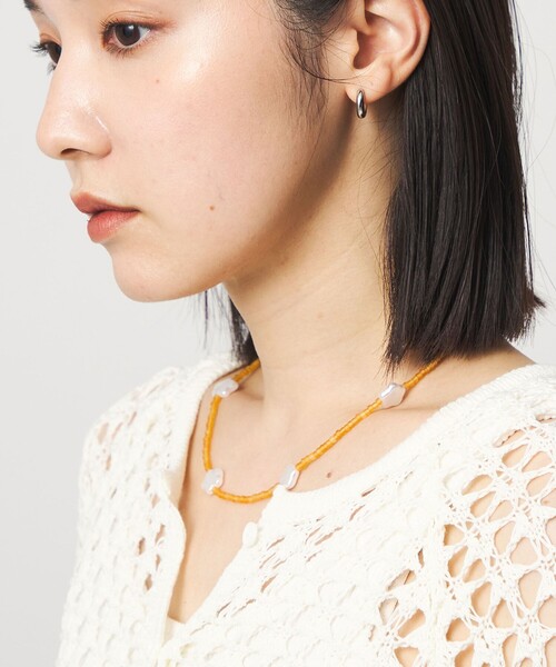 CITEN（シテン）の「＜CITEN＞フラワーモチーフビーズネックレス（ネックレス・レディース・イエロー/ケリーグリーン/ブラック・FREE）」の5枚目の写真