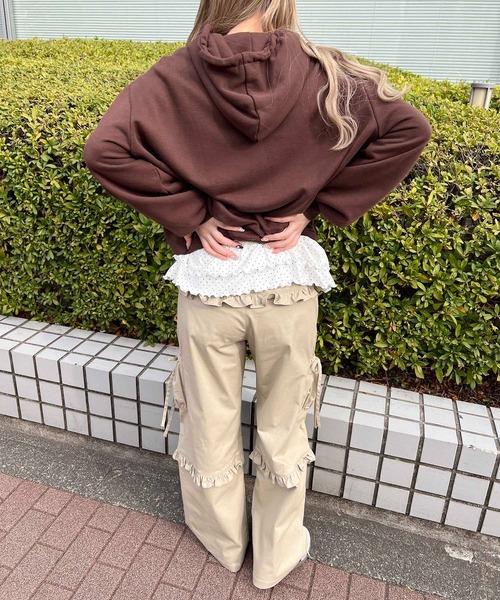 WC(ダブル シー)の「フリルカーゴパンツ(カーゴパンツ・レディース・ベージュ/チャコールグレー・FREE)」の9枚目の写真