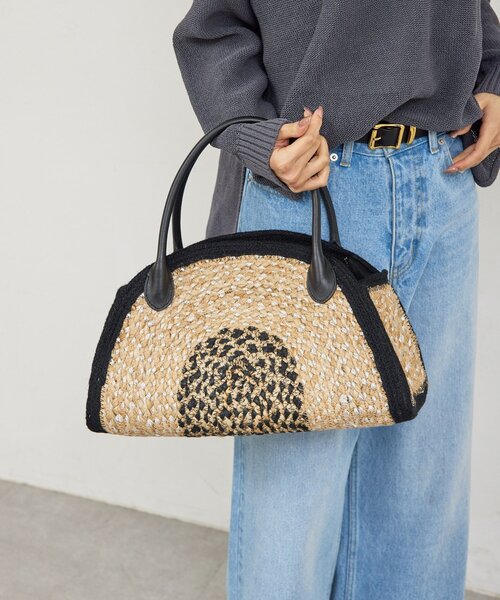 GALLARDAGALANTE（ガリャルダガランテ）の「【Jhuri Shate】ハーフサークルバッグ/L（トートバッグ・レディース・ブラック/ベージュ・FREE）」の8枚目の写真