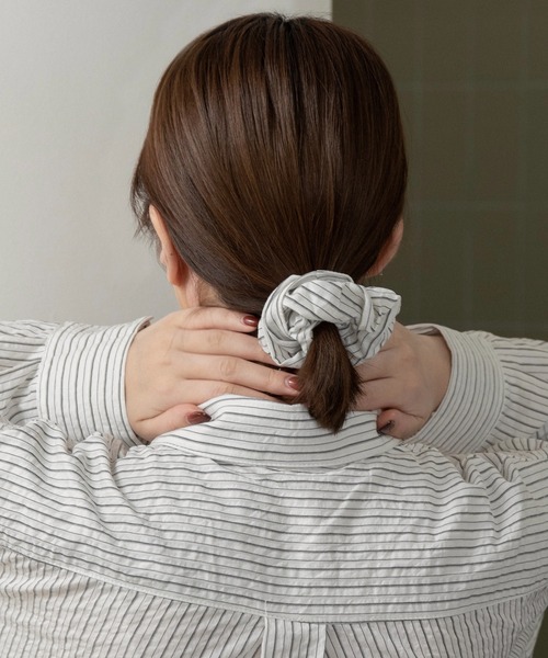 lawgy（ラウジー）の「mixed stripe shushu set shirt / ミクストストライプシュシュセットシャツ（シャツ/ブラウス・レディース・ホワイト/ブルー・FREE）」の4枚目の写真