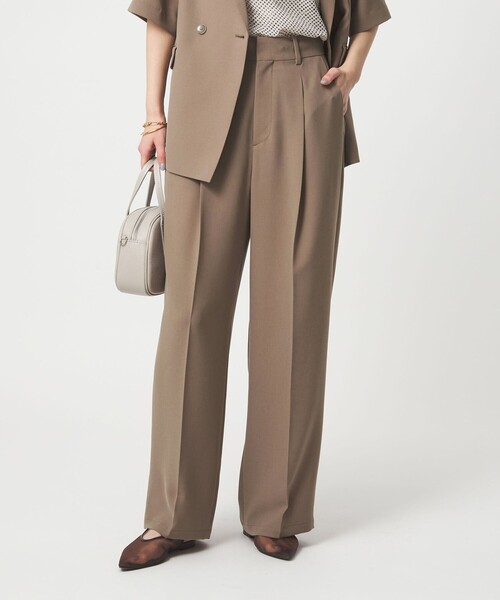 green label relaxing（グリーンレーベルリラクシング）の「［size SHORT/TALLあり］エアシカル タック パンツ 接触冷感 通気性（スラックス・レディース・モカ/ダークグレー・TALL/40/38/36/SHORT）」の13枚目の写真
