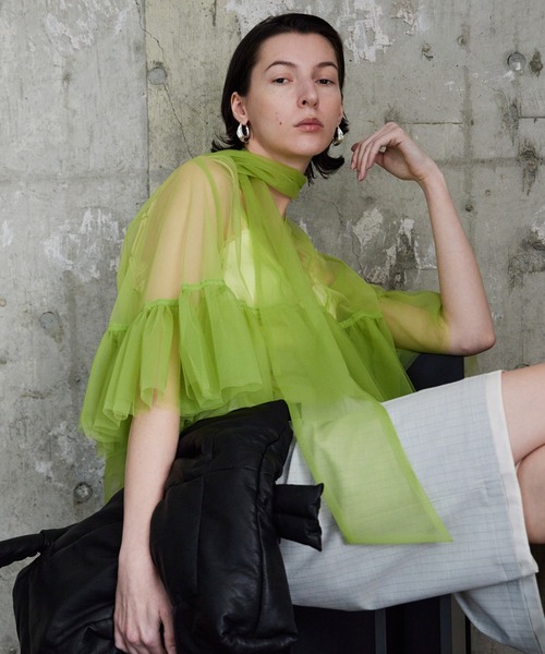 MAISON SPECIAL(メゾンスペシャル)の「Vegan Leather Big Pillow Bag/ヴィーガンレザービッグピローバッグ(ショルダーバッグ・レディース・シルバー/パープル/アイボリー/ブラック・FREE)」の5枚目の写真