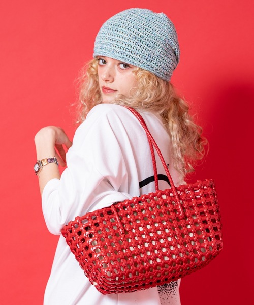 an meets zakka(アンミツザッカ)の「an meets zakka ブロック格子編みソフトプラスチックカゴバッグ(かごバッグ・レディース・ブラウン/レッド/ホワイト/ブラック/グリーン・ONESIZE)」の2枚目の写真