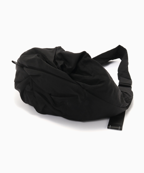 Cote&Ciel(コートエシエル)の「COTE&CIEL HYCO S SMOOTH(ショルダーバッグ・メンズ・ブラック・FREE)」の8枚目の写真