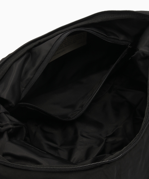 Cote&Ciel(コートエシエル)の「COTE&CIEL HYCO S SMOOTH(ショルダーバッグ・メンズ・ブラック・FREE)」の6枚目の写真