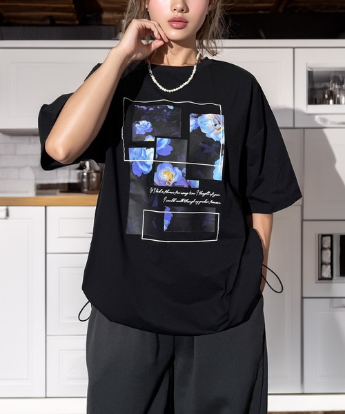 Candlestick（キャンドルスティック）の「フラワーフォト アート ワイドシルエット 裾ドロスト ストレッチ 半袖Tシャツ（Tシャツ/カットソー・レディース・ホワイト/ブラック・M/L）」の6枚目の写真