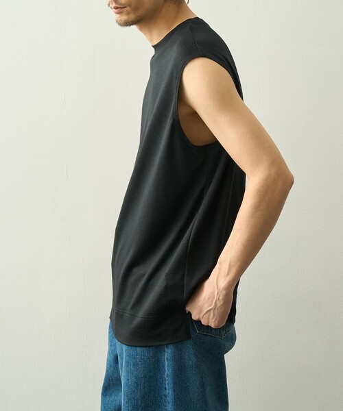 WRAPINKNOT(ラッピンノット)の「【WRAPINKNOT/ラッピンノット】Sleeveless Pullover(Tシャツ/カットソー・メンズ・ブラック・2/3)」の3枚目の写真