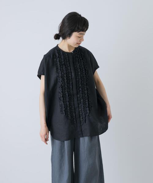 かぐれ(カグレ)の「リネンフリルフレンチシャツ(シャツ/ブラウス・レディース・ライトブルー/ブラック/ミント・FREE)」の4枚目の写真