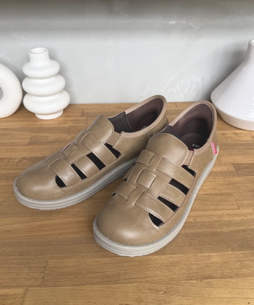 LUGG NAGG（ラグナグ）の「【BOBSON】【スポっと履ける】グルカローヒールスニーカー【3E】（スリッポン・レディース・ライトブラウン/ブラック/ベージュ・23.0cm/23.5cm/24.0cm/24.5cm/22.5cm）」の9枚目の写真