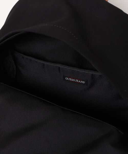 Guess(ゲス)の「【GUESS】ゲス GUESS JEANS HAWLEY BACKPACK(バックパック/リュック・レディース・ブラック/ベージュ/ブルー系その他・FREE)」の5枚目の写真