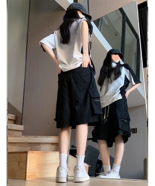 Ritzy(リッツィー)の「両サイド 大型のカーゴポケット パンツ(その他パンツ・レディース・レッド/ブラック・M/L)」の6枚目の写真