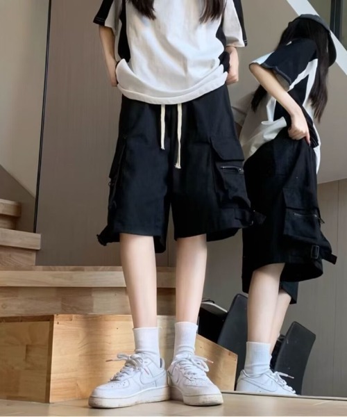 Ritzy(リッツィー)の「両サイド 大型のカーゴポケット パンツ(その他パンツ・レディース・レッド/ブラック・M/L)」の8枚目の写真
