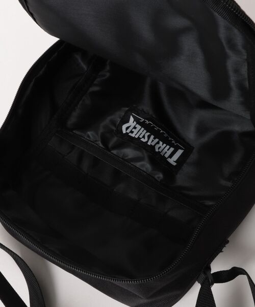 THRASHER(スラッシャー)の「THRASHER VERTICAL MINI SHOULDER BAG(ST)(ショルダーバッグ・メンズ・ブラック系その他/ブラック系その他2・FREE)」の5枚目の写真