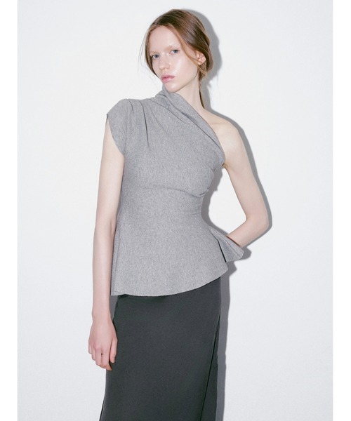 AMOMMA(アモマ)の「DRAPE PEPLUM TOP(Tシャツ/カットソー・レディース・ブラック/アイボリー/グレー・FREE)」の3枚目の写真
