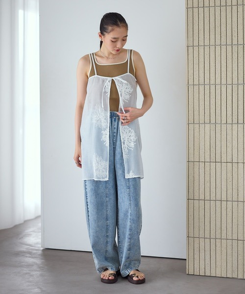 LEPSIM(レプシィム)の「シアー刺繍前開きキャミソール 703596(キャミソール・レディース・オフホワイト/ブラック・FREE)」の6枚目の写真