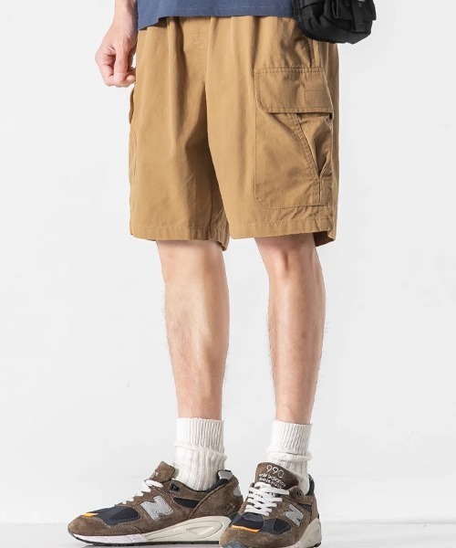 KELVIN(ケルヴァン)の「Urban Utility Cargo Shorts アーバンユーティリティカーゴショーツ(その他パンツ・メンズ・ベージュ/ブラック・MEDIUM/LARGE)」の1枚目の写真