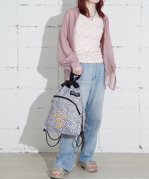 THRASHER(スラッシャー)の「"02"≪THRASHER≫1ポケット/4L レオパード柄 カーブポケット ブランドロゴ ナップサック(バックパック/リュック・メンズ・ホワイト系1/ベージュ系1/ピンク系1・ONE SIZE)」の10枚目の写真