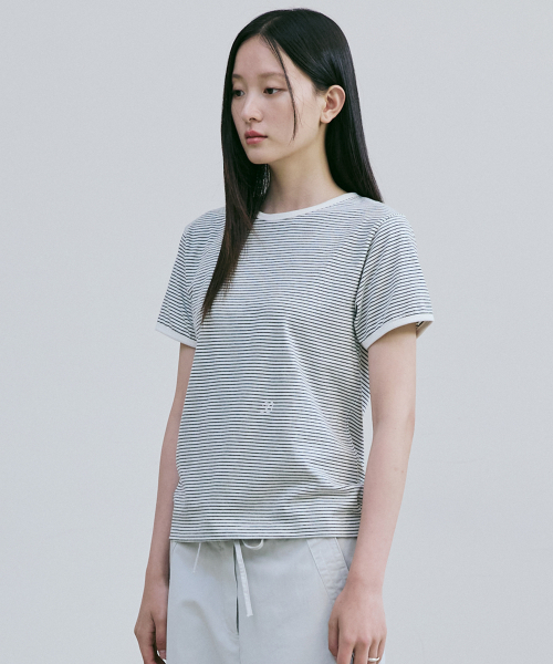 BER DE NOIR(ベールドノワール)の「パインストライプリンガーTシャツ(アイボリー)(Tシャツ/カットソー・レディース・その他・SMALL/MEDIUM/LARGE)」の2枚目の写真