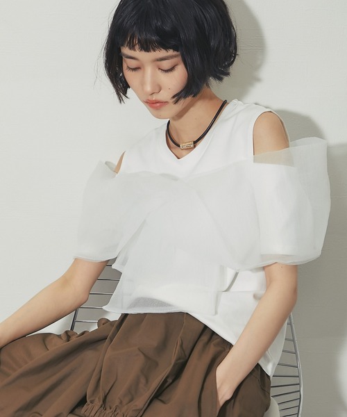 ANOTHER S(アナザーエス)の「オーガンジーフリルドッキングオープンショルダートップス(Tシャツ/カットソー・レディース・ホワイト/ブラック/ベージュ・M)」の12枚目の写真